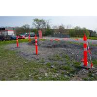 Poteau d&eacute;lin&eacute;ateur de qualit&eacute; sup&eacute;rieure, 42" h, Orange Air Extreme Inc.