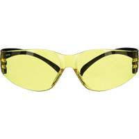 Lunettes de s&eacute;curit&eacute; de s&eacute;rie 100 SecureFit, Lentille Ambr&eacute;e, Antibu&eacute;e/Anti-&eacute;gratignures, ANSI Z87+/R&eacute;pond ou surpasse la norme CSA Z94.3 Air Extreme Inc.