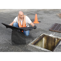 Bac de r&eacute;tention carr&eacute; Ultra-Drain Guard avec orifice de trop-plein, Huile & s&eacute;diments, 16" - 28" lo x 20" - 36" la Air Extreme Inc.