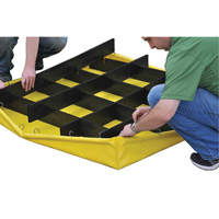 Ultra-Spill Pallet flexible, 4 barils, Capacit&eacute; de d&eacute;versement 66 gal. US, 48" x 48" x 7" Air Extreme Inc.