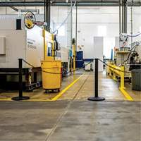 Ensemble de montants industriels avec chaîne en plastique, Hauteur de 37", Rouge Air Extreme Inc.