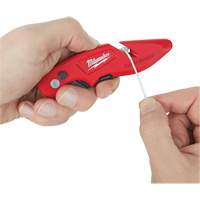 Couteau utilitaire rabattable Fastback, 2" lame, lame en Acier au carbone, poign&eacute;e en M&eacute;tal Air Extreme Inc.