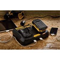 Borne de recharge Max pour chantier, 12 V/20 V, Lithium-ion Air Extreme Inc.