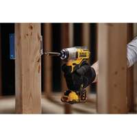 Tournevis &agrave; percussion avec moteur sans balai Xtreme (outil seulement), 1/4", 1450 lb-po Couple max., 12 V, Lithium-ion Air Extreme Inc.