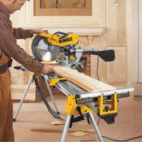Double-Bevel Sliding Compound Mitre Saw, 12", 15 A, 120 V Air Extreme Inc.