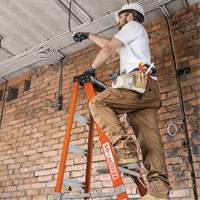 Step Ladder, 12', Fibreglass, 375 lbs. Capacity, Type 1AA Air Extreme Inc.