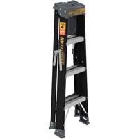Step Ladder with Paint Tray, 4', Fibreglass, 250 lbs. Capacity, Type 1 Air Extreme Inc.