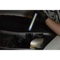 Lumi&egrave;re &eacute;troite, Crochet, Rechargeable, 500 lumens Air Extreme Inc.